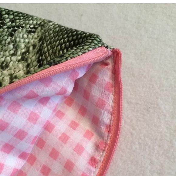 Sisley Snake Skin Pattern Cosmetic Case - Picture 3 of 3